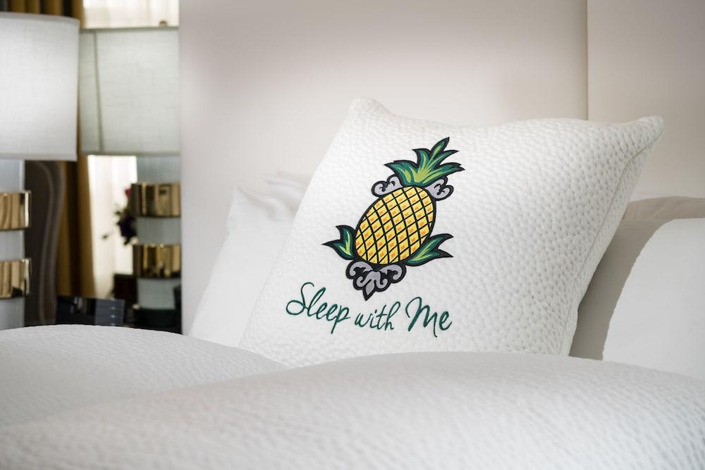 Staypineapple, Hotel Z, Gaslamp San Diego San Diego